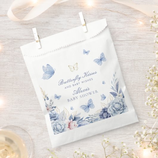 バタフライキスボーイベビーシャワー フェイバーバッグ (クリップ留めされた状態)