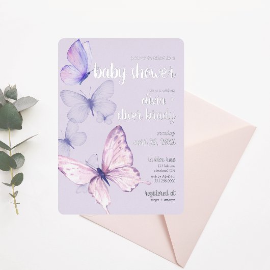 バタフライキス&ベビーウィッシュ | 赤ちゃんシャワーパープル 箔招待状