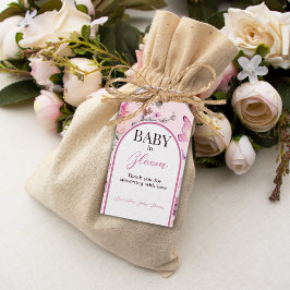 バタフライピンクベビーイン開花ガールベビーシャワー ギフトタグ