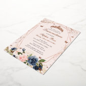 バタフライフローラルティアラブラッシュピンクネイビーキンセアネラ 箔招待状 (回転した状態)