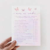 バタフライブライダルシャワーのゲームカードの上または下 招待状