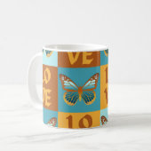バタフライラブパターン |青とオレンジのグラデーション コーヒーマグカップ (正面左)