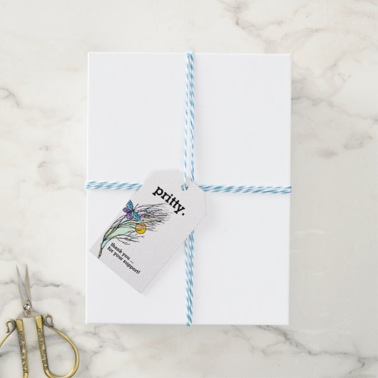 バタフライ フィールズ デザイン ギフト タグ (より糸付き)