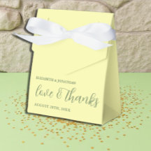 バターイエローとセージのミニマル結婚リスト