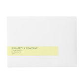 バターイエローとセージのミニマル結婚リスト ラップアラウンド宛名ラベル (正面)