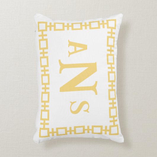 バターイエロースクエアギリシャ鍵モノグラム アクセントクッション (正面(垂直))