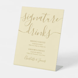 バターカップイエローとゴールドのウェディングシグネチャードリンク 台座サイン