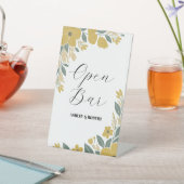 バターカップイエローウェディングレセプションオープンバー 台座サイン (インサイチュ)