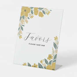 バターカップイエローウェディングレセプション特典 台座サイン