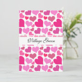 バチェロレッテまたは花嫁のためのかわいらしいピンクのハート 招待状 (スタンド正面)