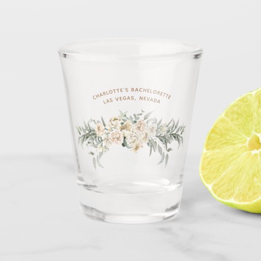 バチェロレッテウィークエンドパーティーの好意パーソナライズされた贈り物 ショットグラス (正面)