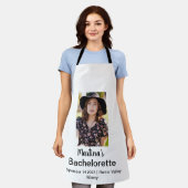 バチェロレッテパーソナライズされた名（写真） エプロン (着用した状態)