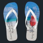 バチェロレッテパーティー トロピカルビーチ ドリンク クルーズ ビーチサンダル<br><div class="desc">このデザインはデジタルアートによって作成されました。 カスタマイズボタンをクリックして色を変更し、名前、イニシャル、またはお気に入りの言葉を追加することで、パーソナライズすることができます。  

このデザインを別の製品に使用したい場合は、colorflowcreations@gmail.comまでお問い合わせください。  

私のオリジナルの抽象的なアクリル絵画は、www.etsy.com/shop/colorflowartで販売されています。  私の作品をもっと見るには、www.facebook.com/colorflowcreations、www.instagram.com/colorflowcreations、www.twitter.com/colorflowart、www.pinterest.com/colorflowcreationsでフォローしてください。</div>