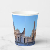 バチカン市の聖ペテロ広場 – ローマ，イタリア 紙コップ (右)