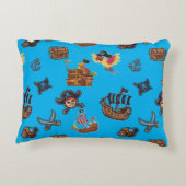 バッカニエ仲間 アクセントクッション (裏面)