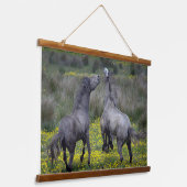 バックとバック遊の2頭 吊り下げ型タペストリー (傾斜あり)