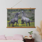 バックとバック遊の2頭 吊り下げ型タペストリー (寝室)