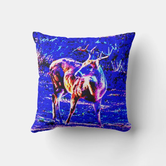 バックディアアートインブルーハンター装飾用クッション クッション (裏面)
