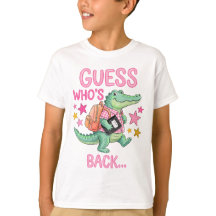 バックトゥスクールのワニTシャツ.