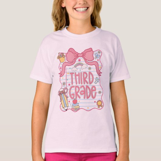 バックトゥスクールTシャツ、3年生Tシャツ Tシャツ (正面)