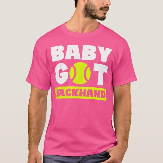 バックハンドの赤ちゃんテニス選手 Tシャツ (正面)