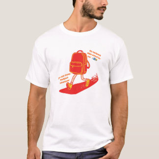 バックパックが学校を飛ばして冒険 Tシャツ