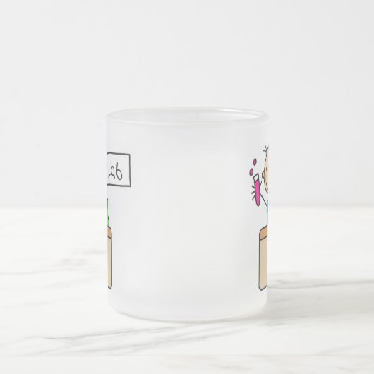 バックパックのマグを持つ女の子 フロストグラスマグカップ (中央)