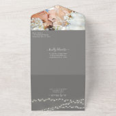 バックブルーピーニーリースシンプルヴィンテージ オールインワン招待状 (外側)