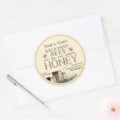 バックヤードビーズハイブアンドリトルビーズオンアイボリー ラウンドシール (封筒)