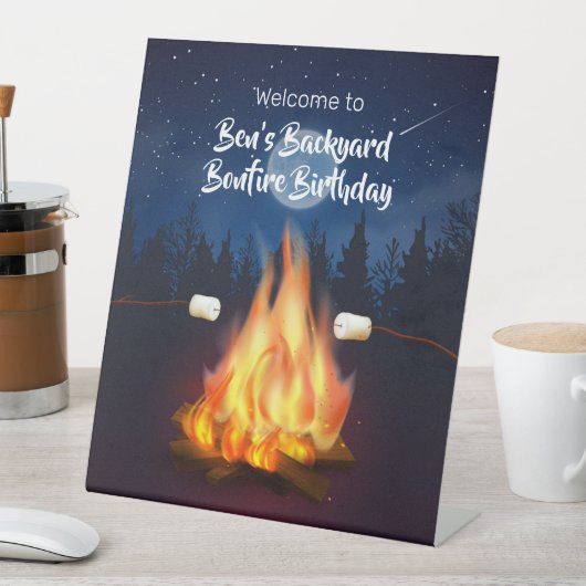 バックヤード焚き火クックアウトバースデーパーティー 台座サイン (インサイチュ)