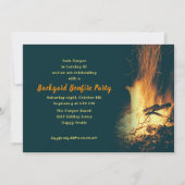 バックヤード焚き火誕生日または任意のパーティーお祝い 招待状 (正面)