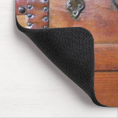 バックルが付いている木のトランクの箱 マウスパッド (コーナー)