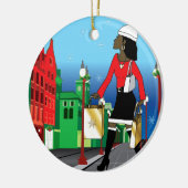 バッグによって服を着せられるファッションの女性のクリスマスのショッピング セラミックオーナメント (左)