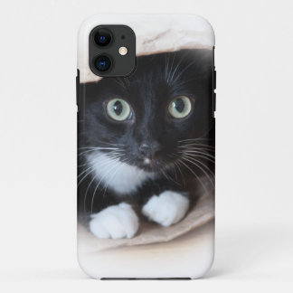 バッグの猫 iPhone 11 ケース