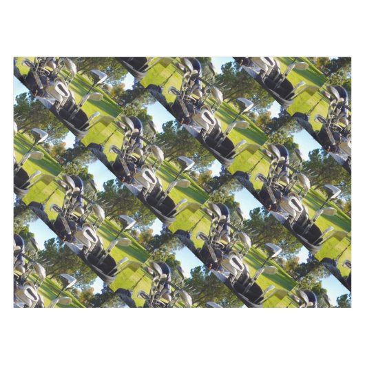 バッグはゴルフクラブでいっぱいだった テーブルクロス (正面(横))