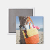 バッグぶら下がったズオンツリートランクアットサンディビーチ マグネット (正面/裏面)