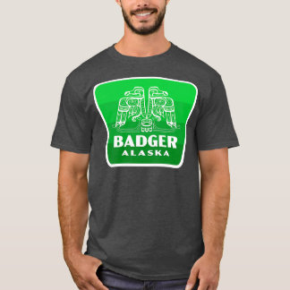バッジャーアラスカレトロバードバッジグリーン Tシャツ