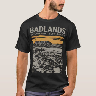 バッジレンズ国立公園のワイルドネスでのハイキングとキャンプ Tシャツ