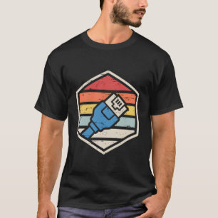 バッジRj45ネットワークエンジニア Tシャツ