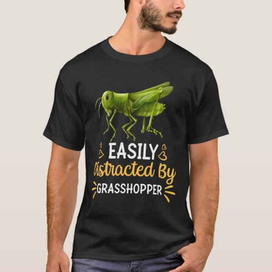 バッタに気を取られる Tシャツ (正面)