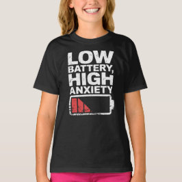 バッテリー切れ - 高まる不安 Tシャツ
