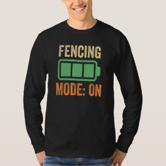 バッテリー設計のフェンシングモード Tシャツ