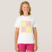 バッテンバーグケーキ。ピンクと黄色。 Tシャツ (正面フル)