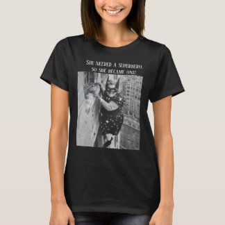 バットウーマンAI生成面白フォトコミックテーマ Tシャツ