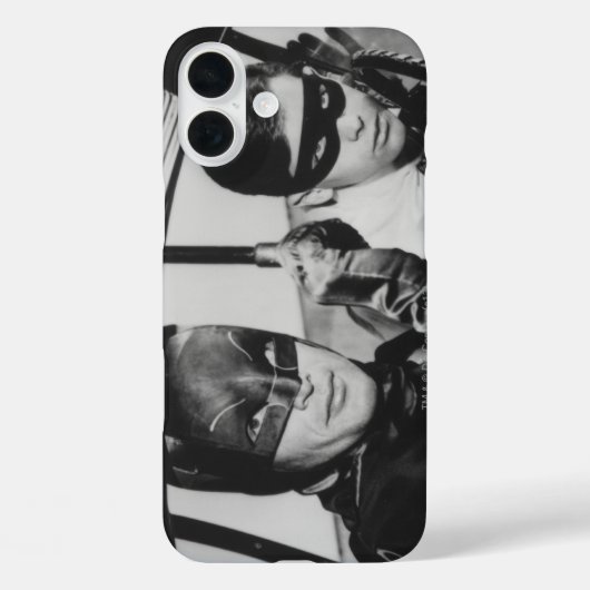 バットマンとロビン・イン・バットモービル Case-Mate iPhoneケース (裏面)