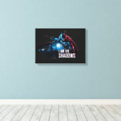 バットマンキャラクターグラフィック – 私は影 キャンバスプリント (インサイチュ (ウッドフロア))
