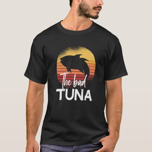 バッド・ツナ・マグロ釣り Tシャツ (正面)