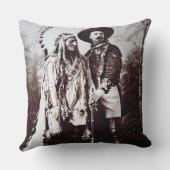 バッファローとの旅行の主なシッティングブル(1831-90年) クッション (裏面)