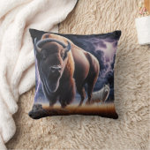 バッファローとオオカミが雷雨の中で稲妻 クッション (ブランケット)