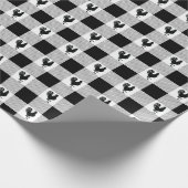 バッファローのチェックとルースターパターン – 黒 |白 ラッピングペーパー (角)